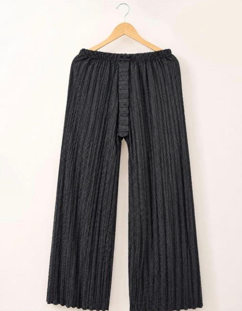 WIDE LEG PLEATED TROUSERS